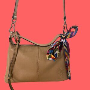 VINCE CAMUTO GENUINE TAN LEATHER CROSSBODY